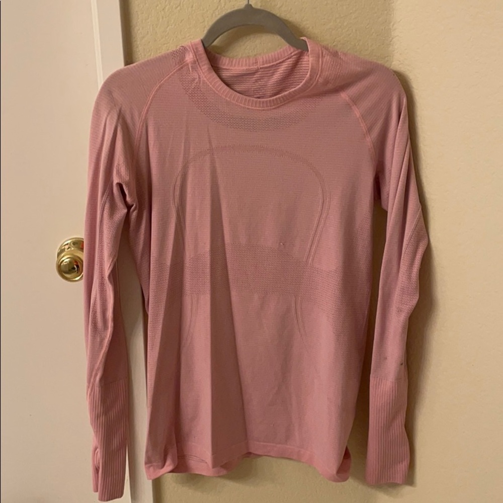 COPY - Lululemon top